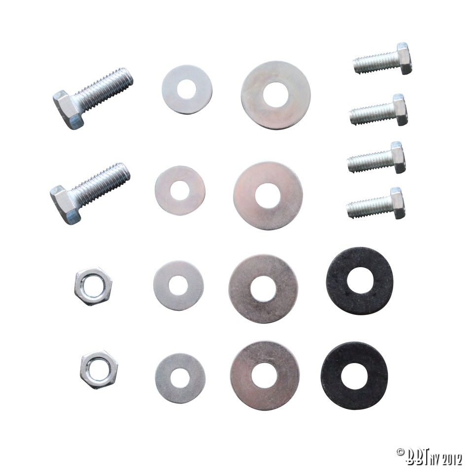 Marchepied, droitesans moulure 111 898 510 / 113 821 504