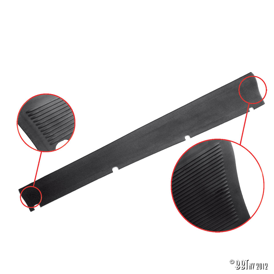 Tapetes para estribo, preto, par 111 821 531 & 532