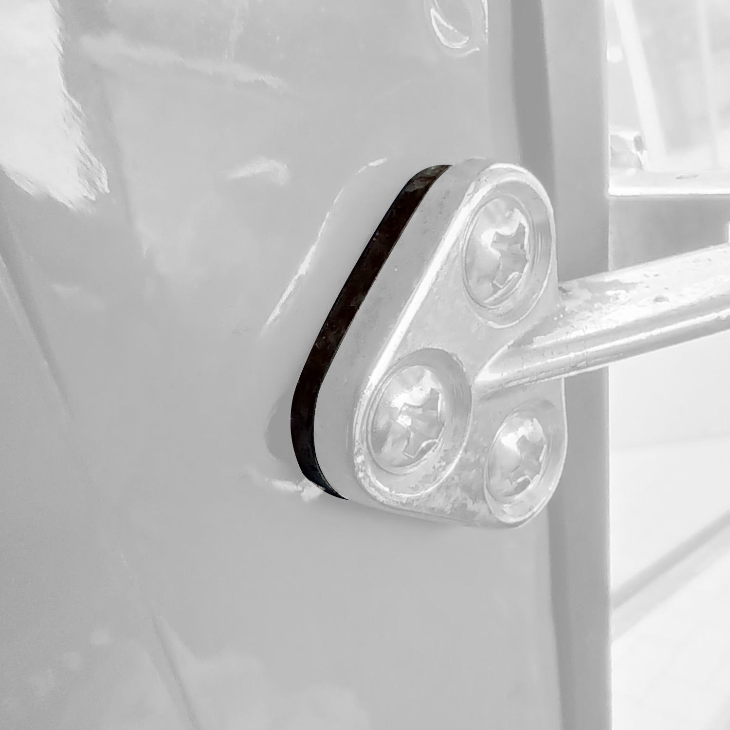 Spacer for Pop-Out latch 221 847 082