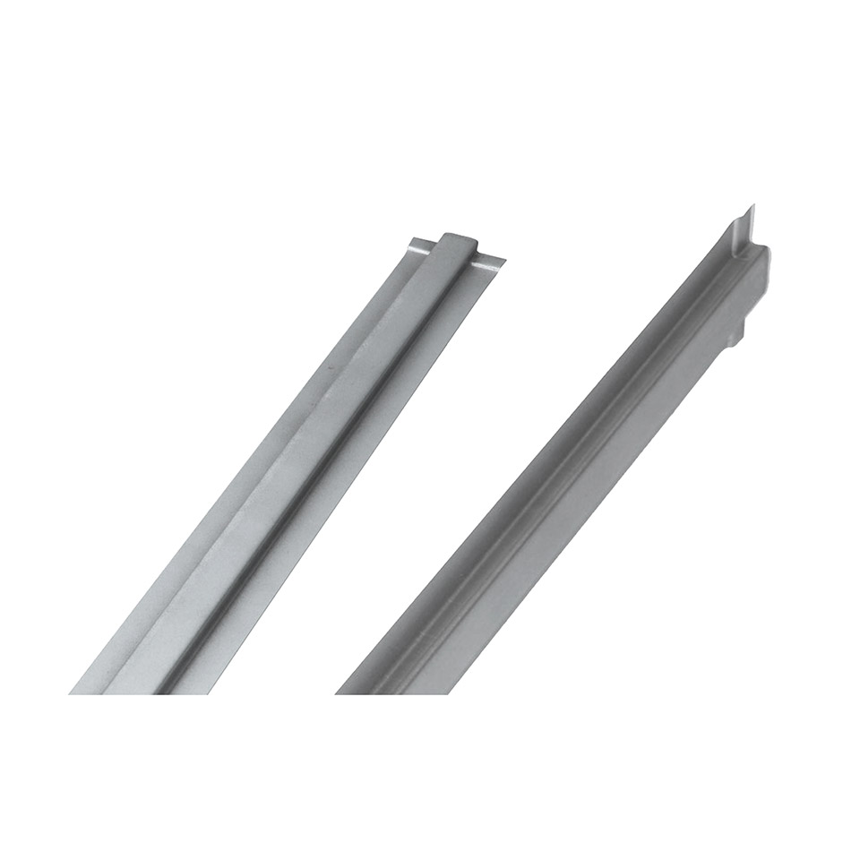 Reforço do painel lateral com perfil de 10 mm 