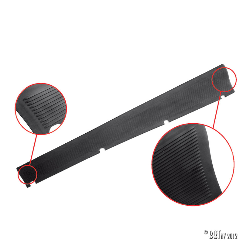 Tapetes para estribo, preto, par 111 821 531 & 532