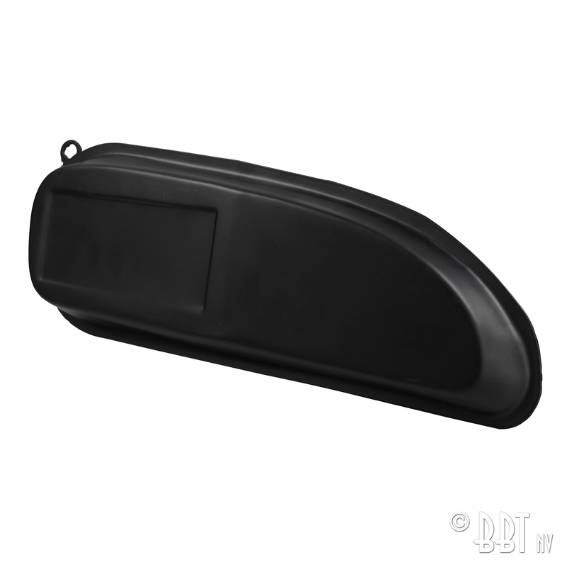 Wasserkasten hinter Frontmaske, hintere Hälfte links 