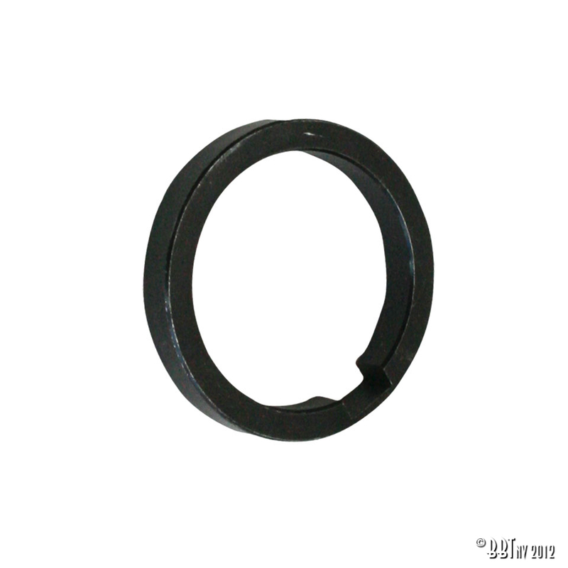 Spacer camshaft gear on crankshaft, closed 